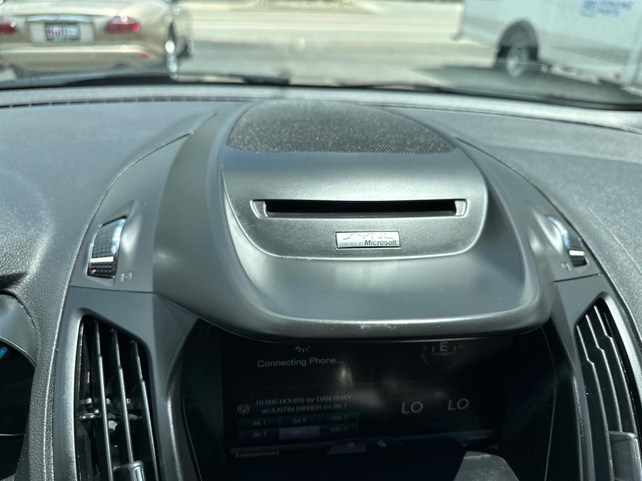 Ford Escape  2014