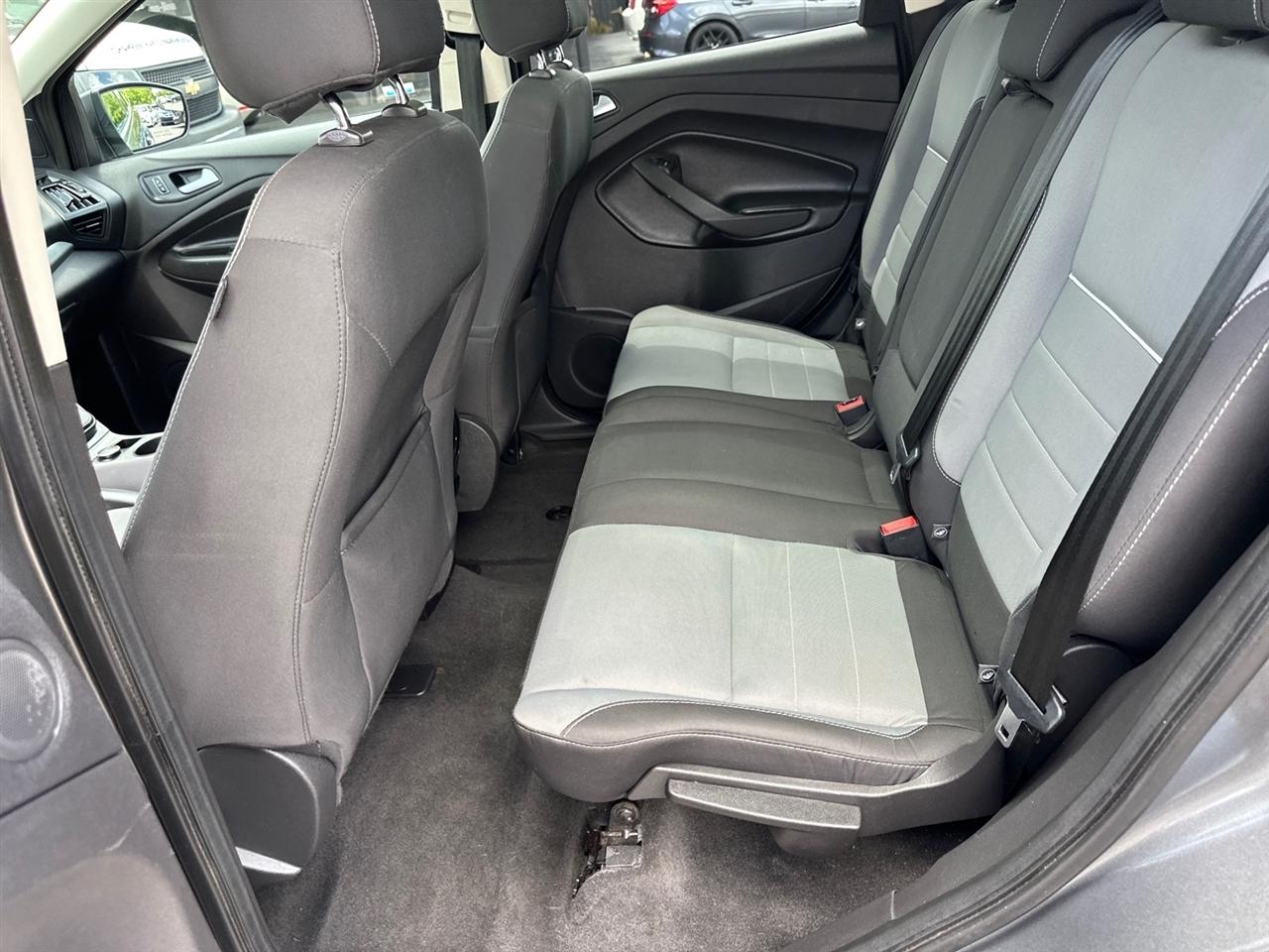 Ford Escape  2014