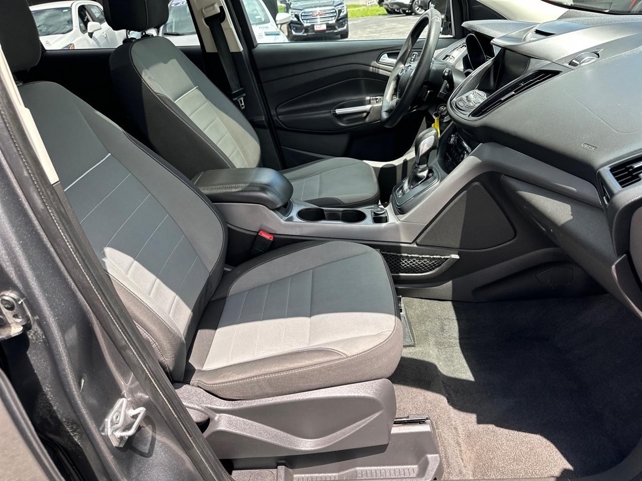 Ford Escape  2014