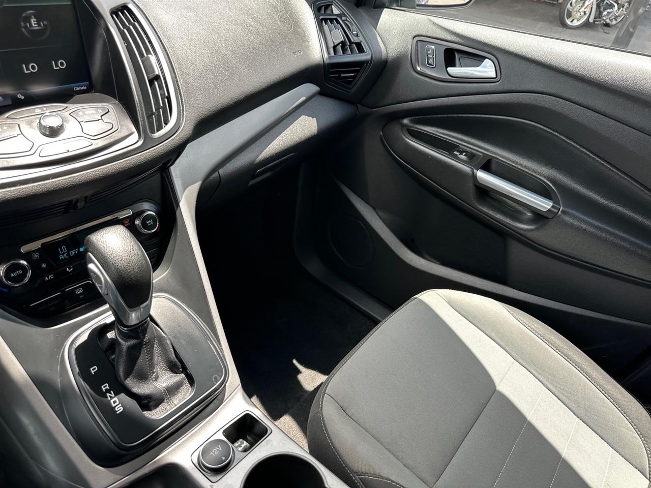 Ford Escape  2014