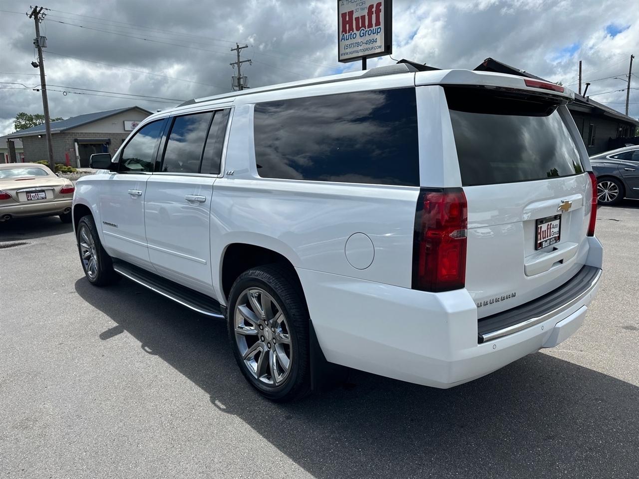 Chevrolet Suburban 4WD 4dr 1500 LTZ 2016