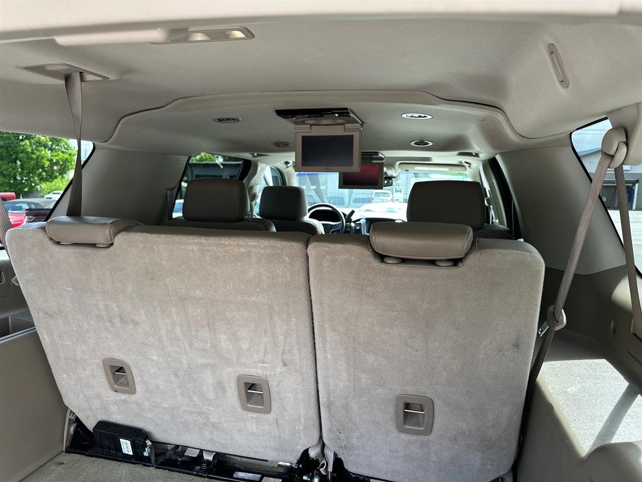 Chevrolet Suburban 4WD 4dr 1500 LTZ 2016