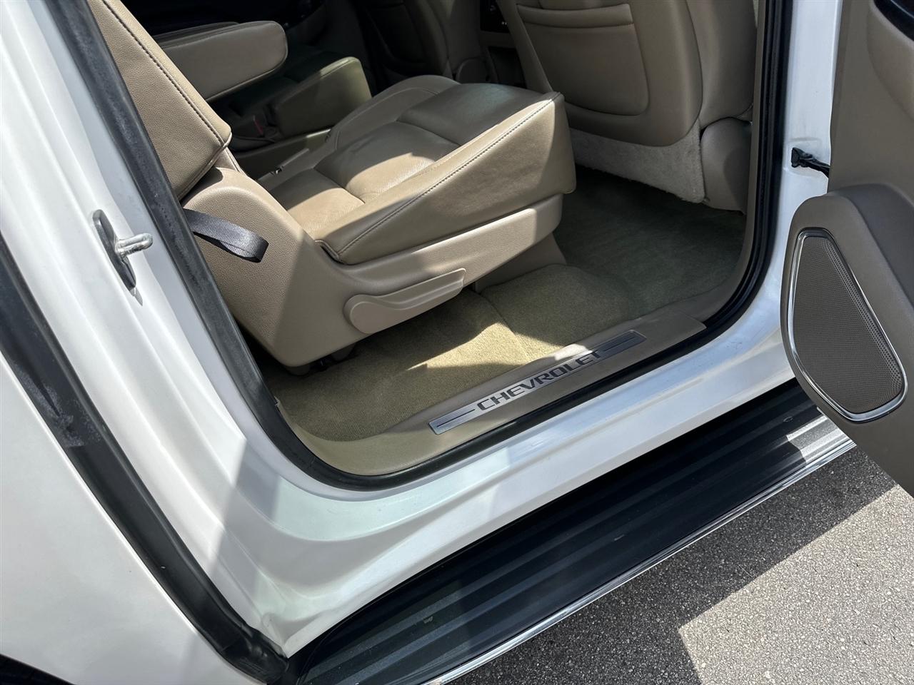 Chevrolet Suburban 4WD 4dr 1500 LTZ 2016