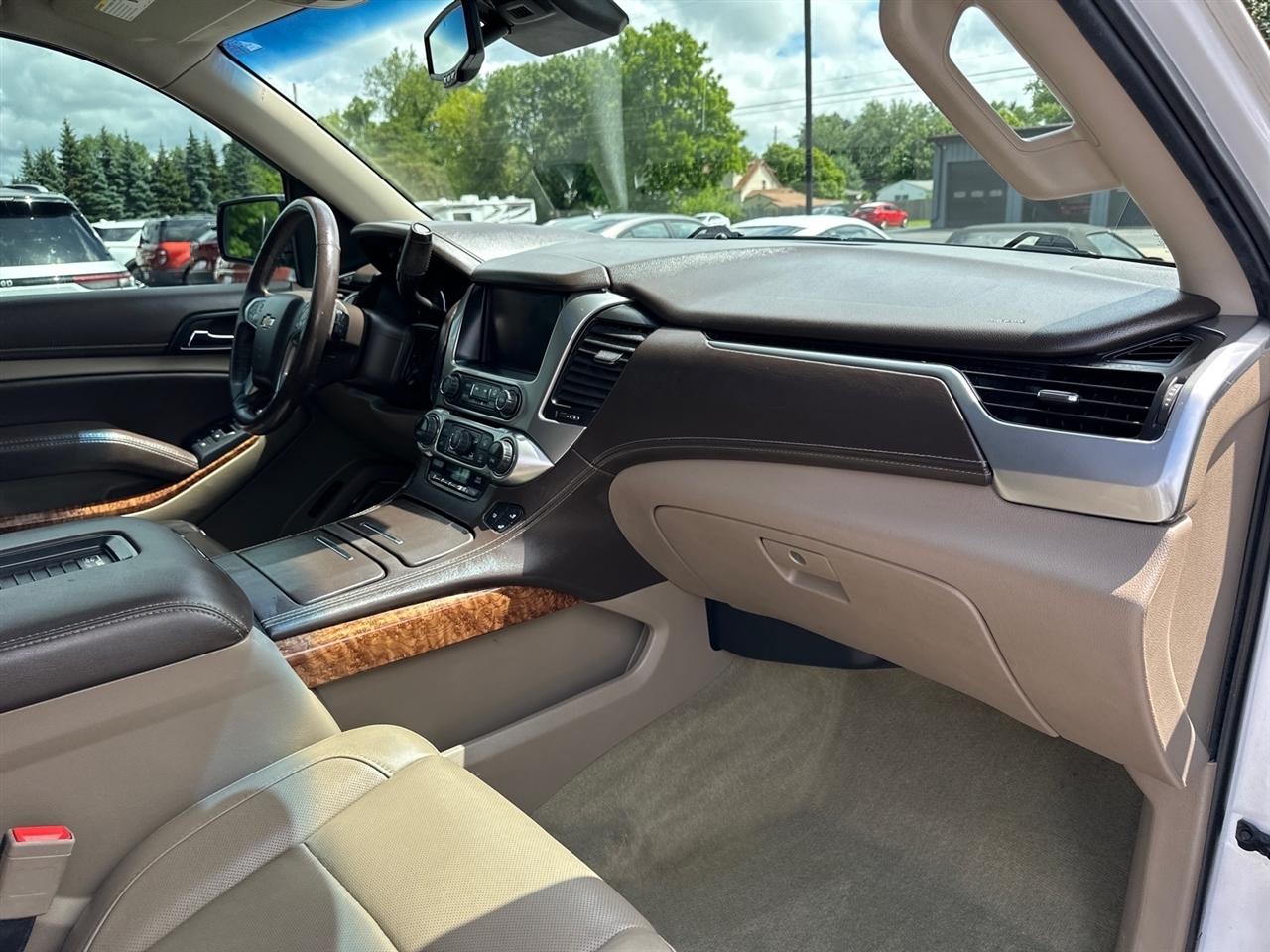 Chevrolet Suburban 4WD 4dr 1500 LTZ 2016