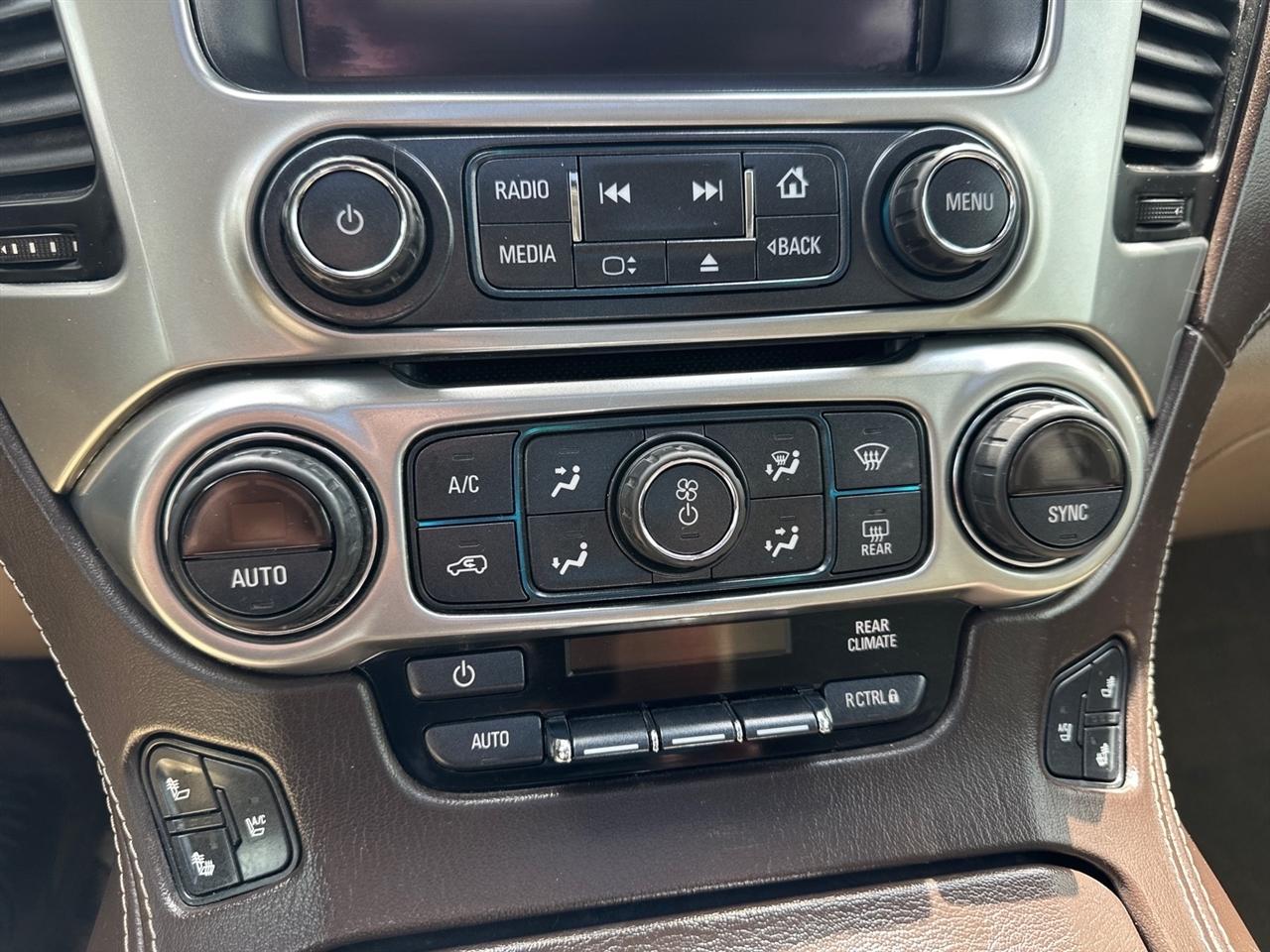 Chevrolet Suburban 4WD 4dr 1500 LTZ 2016