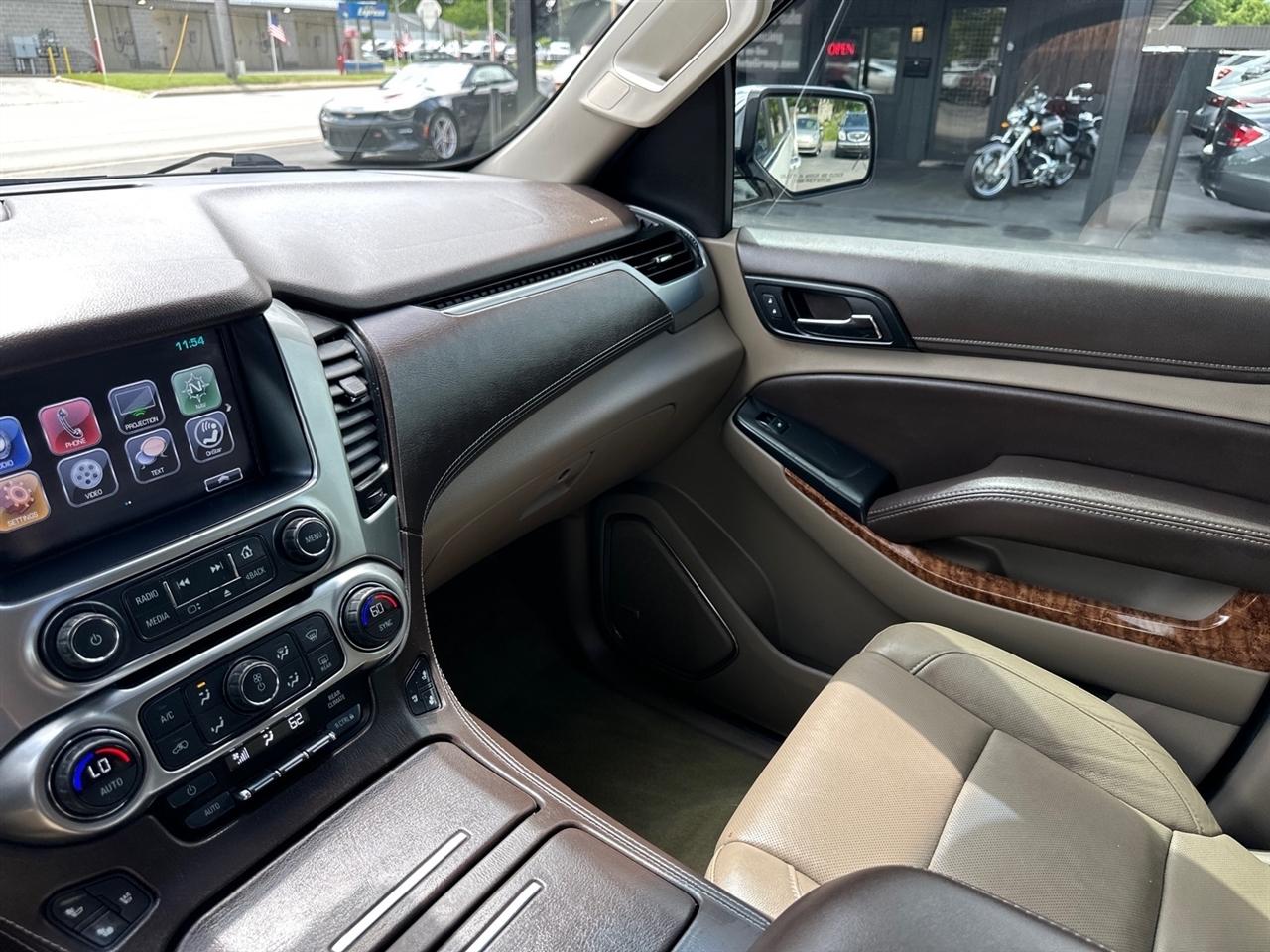 Chevrolet Suburban 4WD 4dr 1500 LTZ 2016