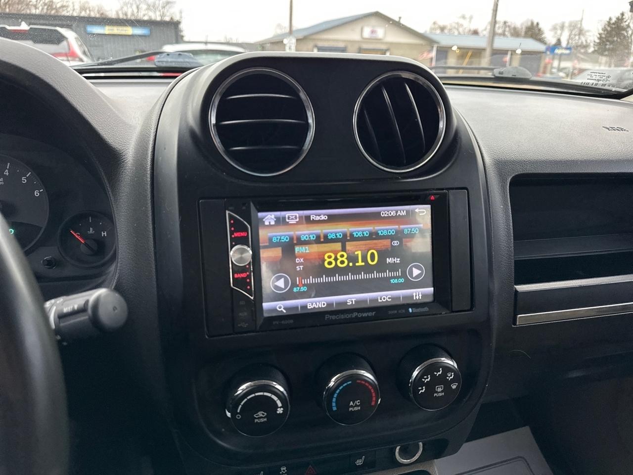 Jeep Patriot 4WD 4dr Latitude 2012