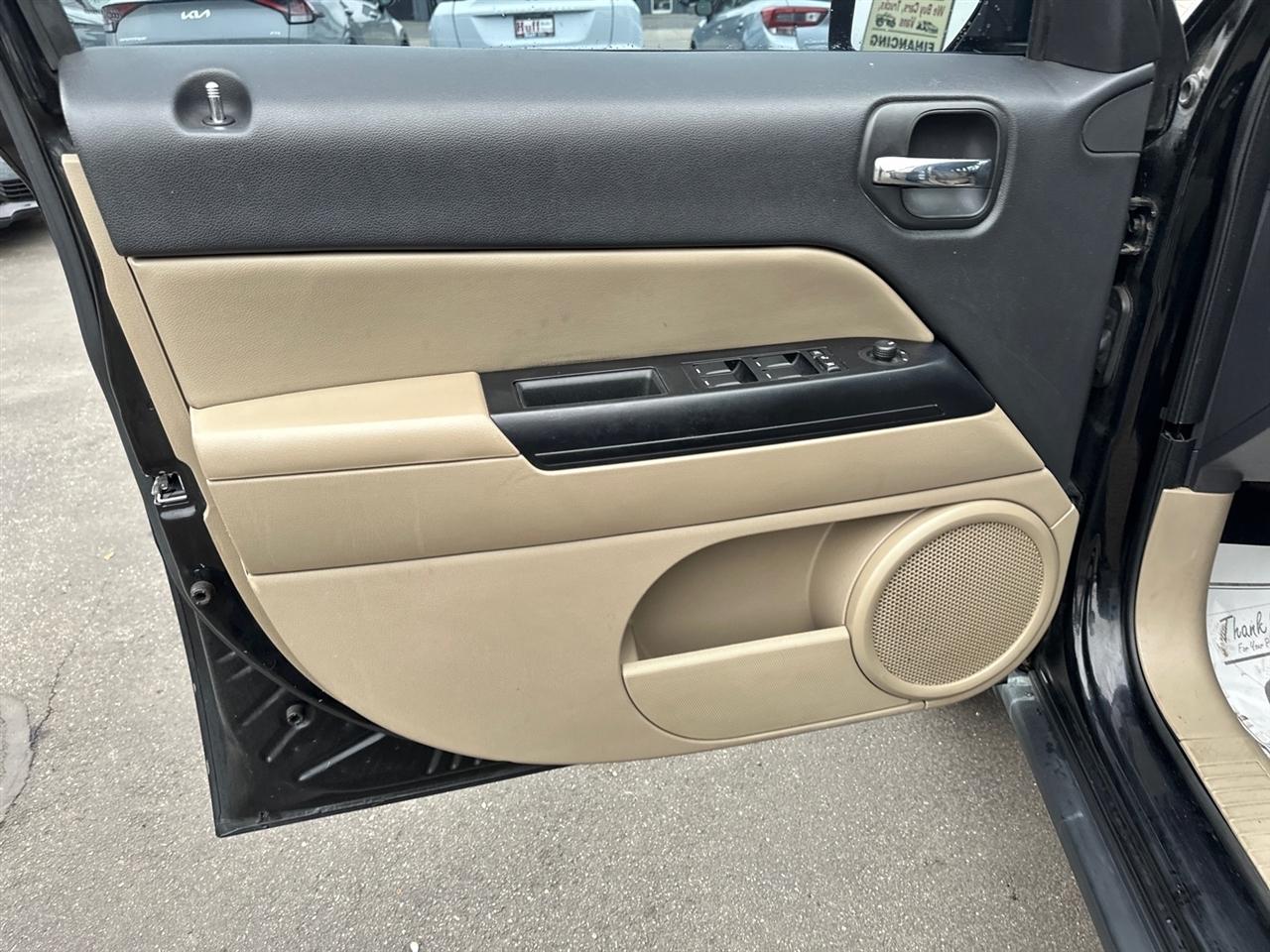 Jeep Patriot 4WD 4dr Latitude 2012