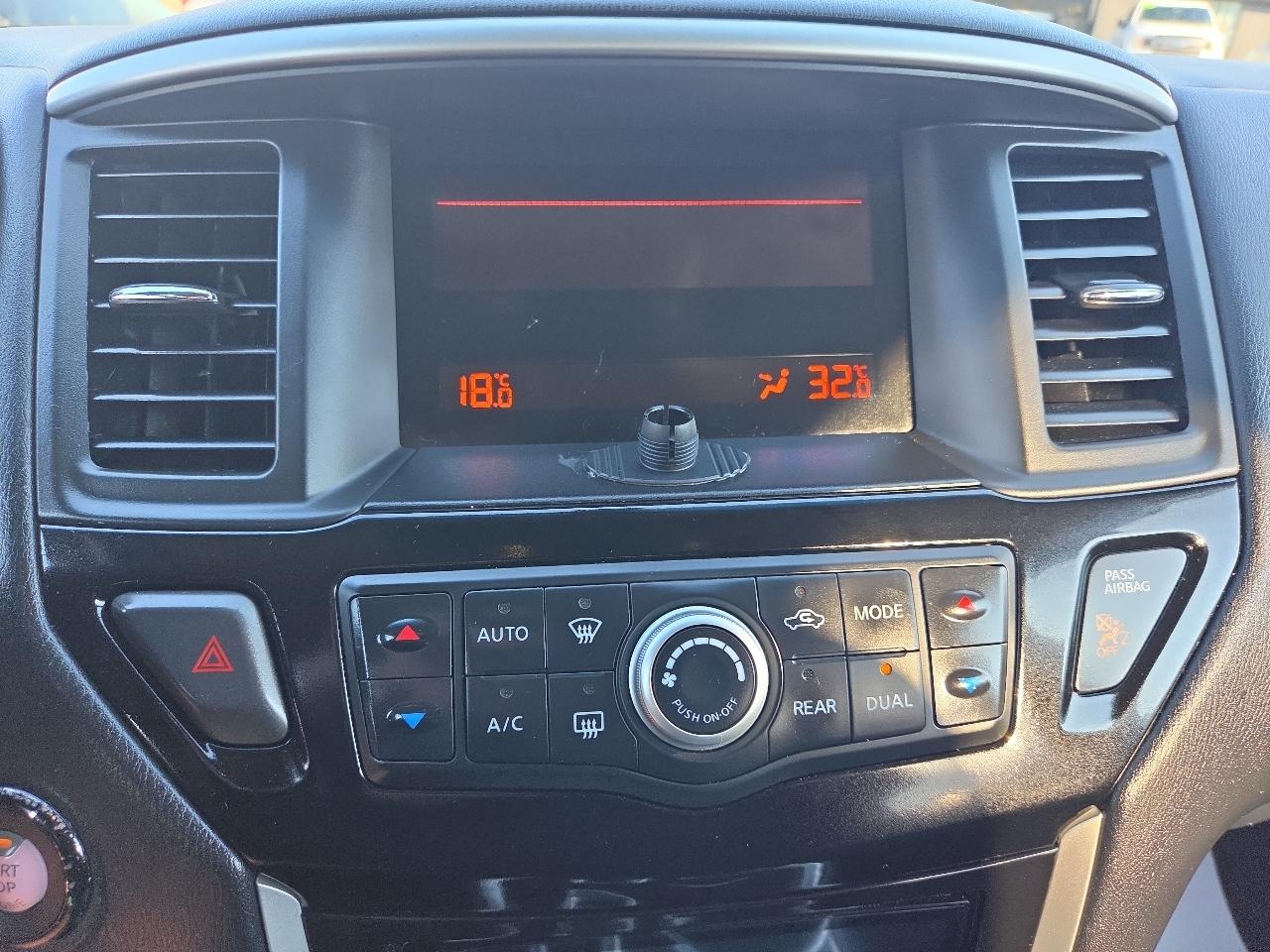 Nissan Pathfinder 4WD 4dr S 2013