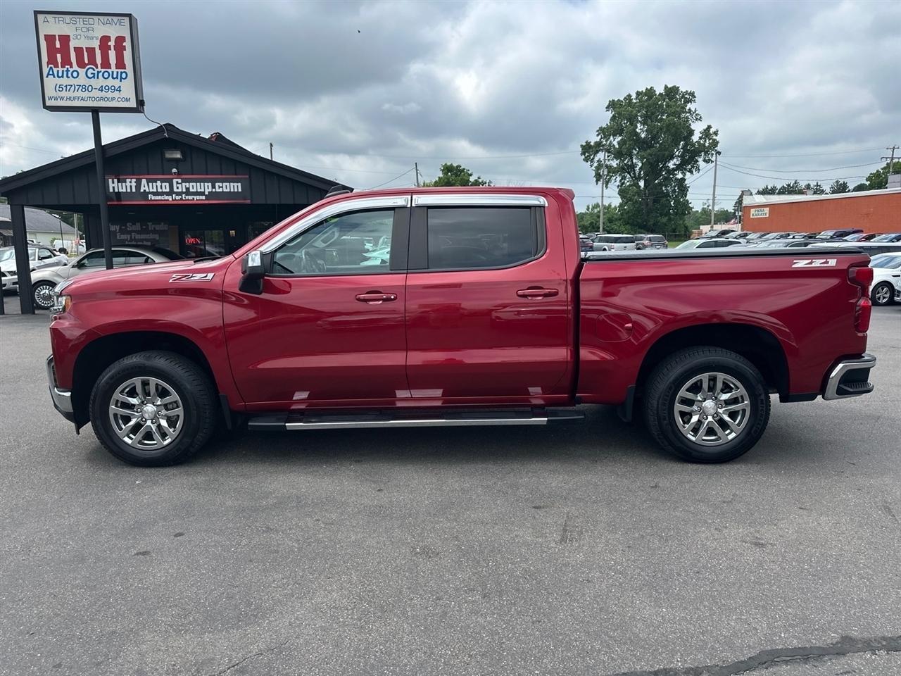 Chevrolet Silverado 1500 4WD Crew Cab 147" LT 2020
