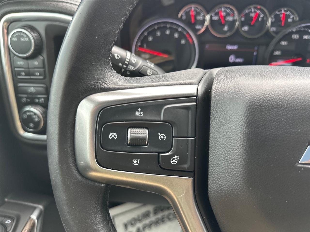 Chevrolet Silverado 1500 4WD Crew Cab 147" LT 2020