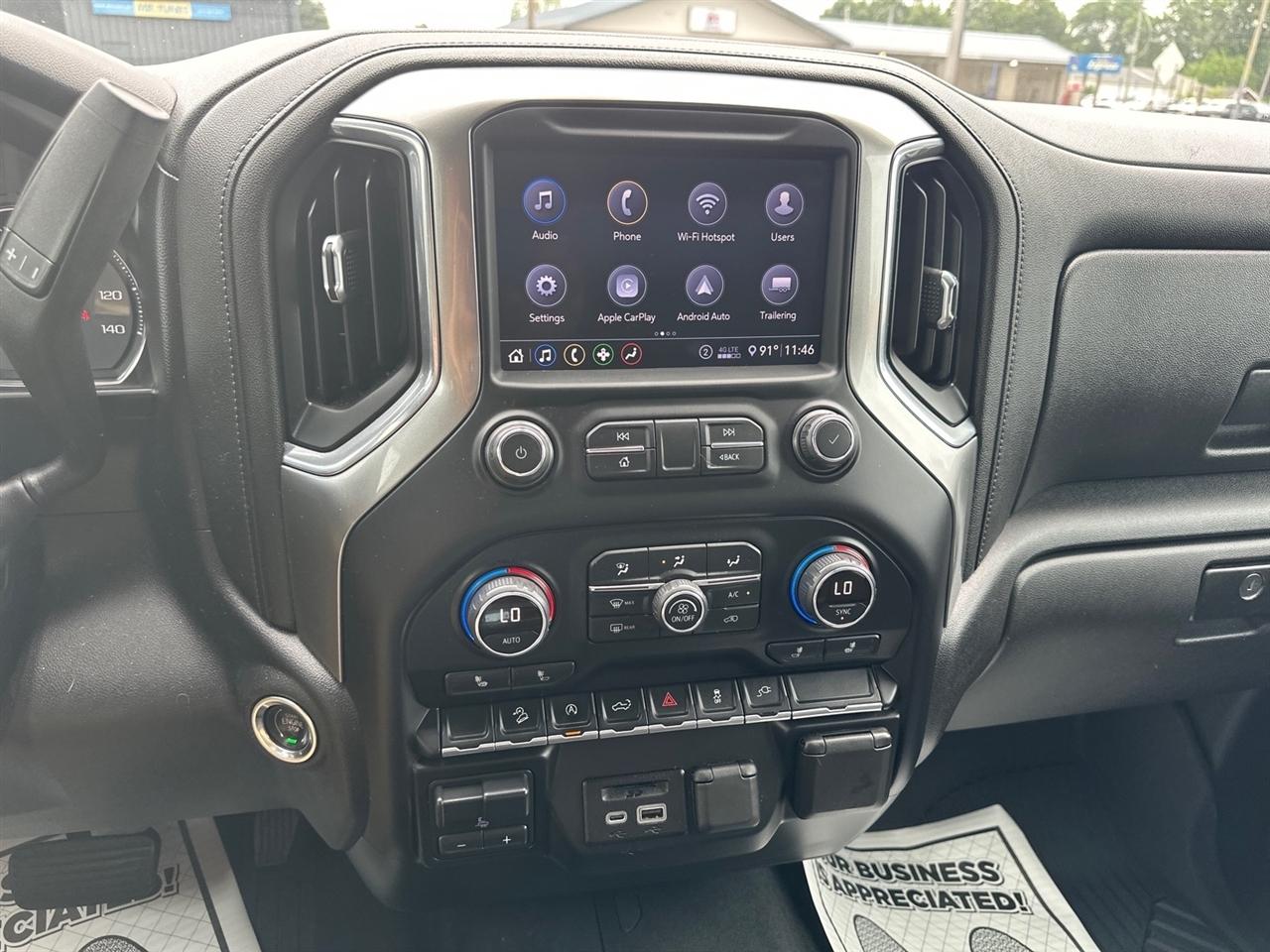 Chevrolet Silverado 1500 4WD Crew Cab 147" LT 2020