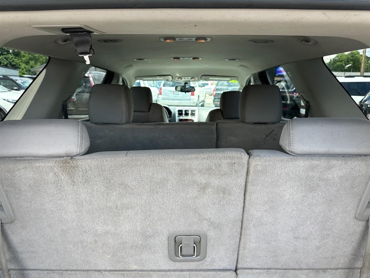 GMC Acadia FWD 4dr SL 2011