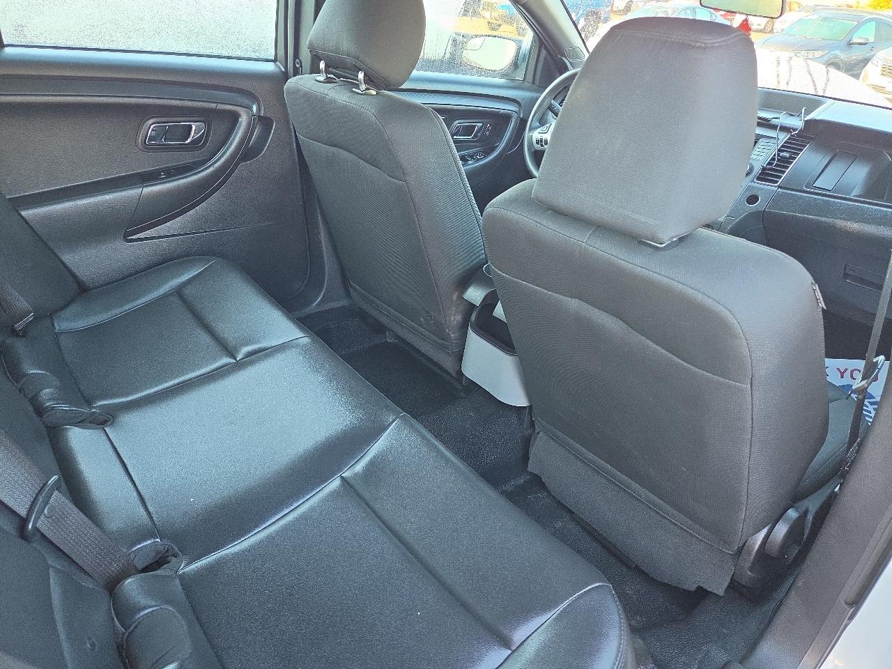 Ford Sedan Police Interceptor 4dr Sdn AWD 2016