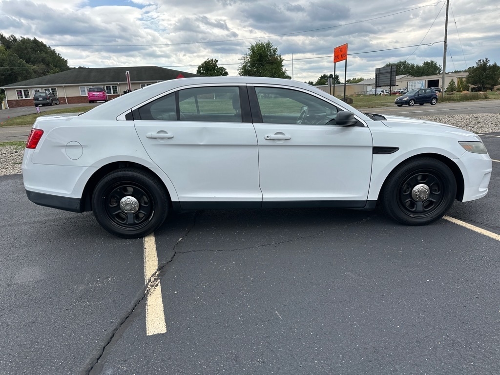 Ford Sedan Police Interceptor 4dr Sdn AWD 2013 Ford Sedan Police Interceptor 4dr Sdn AWD 2013