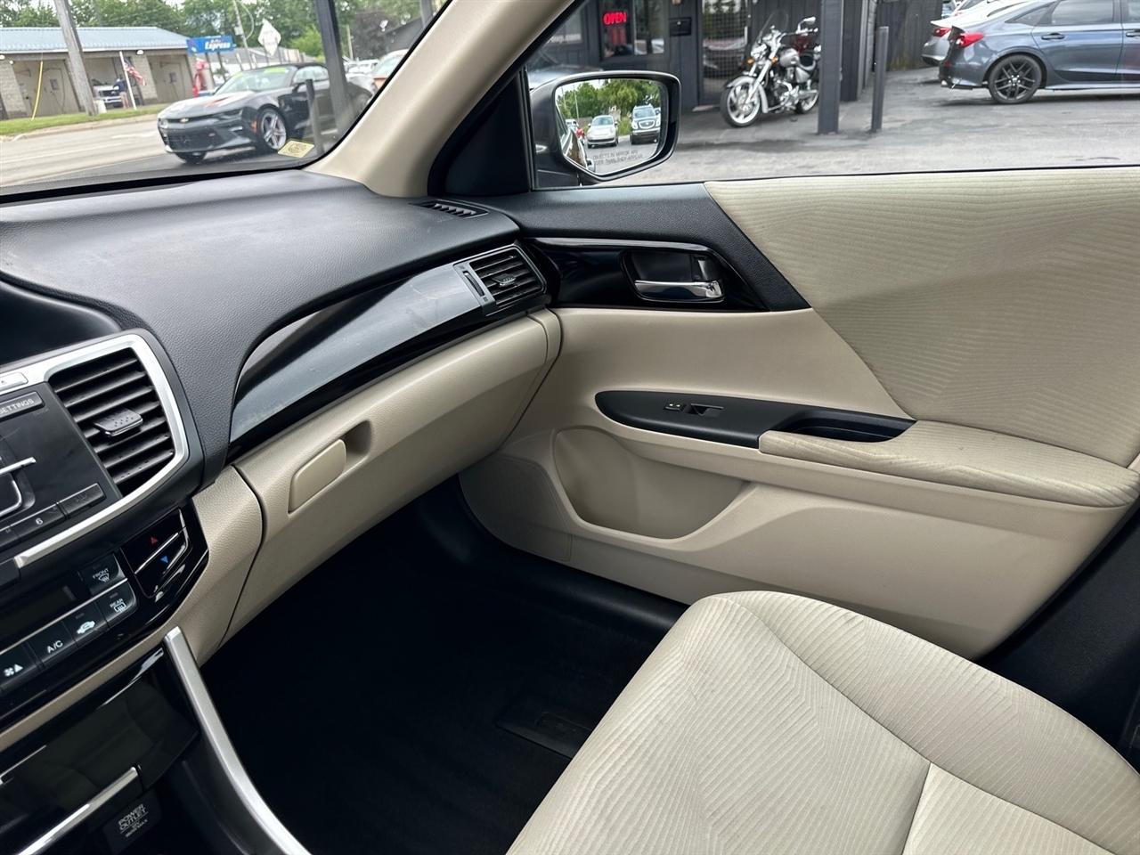 Honda Accord Sedan LX CVT 2017