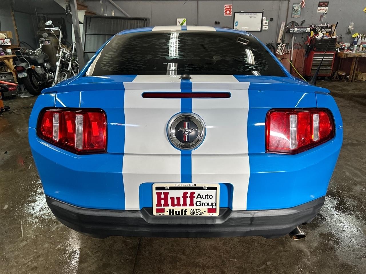 Ford Mustang 2dr Cpe V6 2010