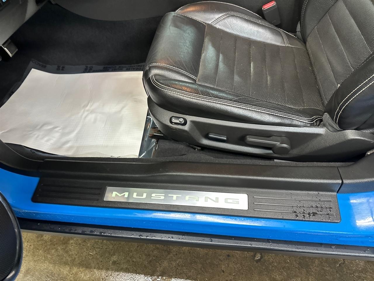 Ford Mustang 2dr Cpe V6 2010