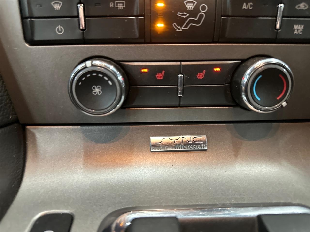 Ford Mustang 2dr Cpe V6 2010