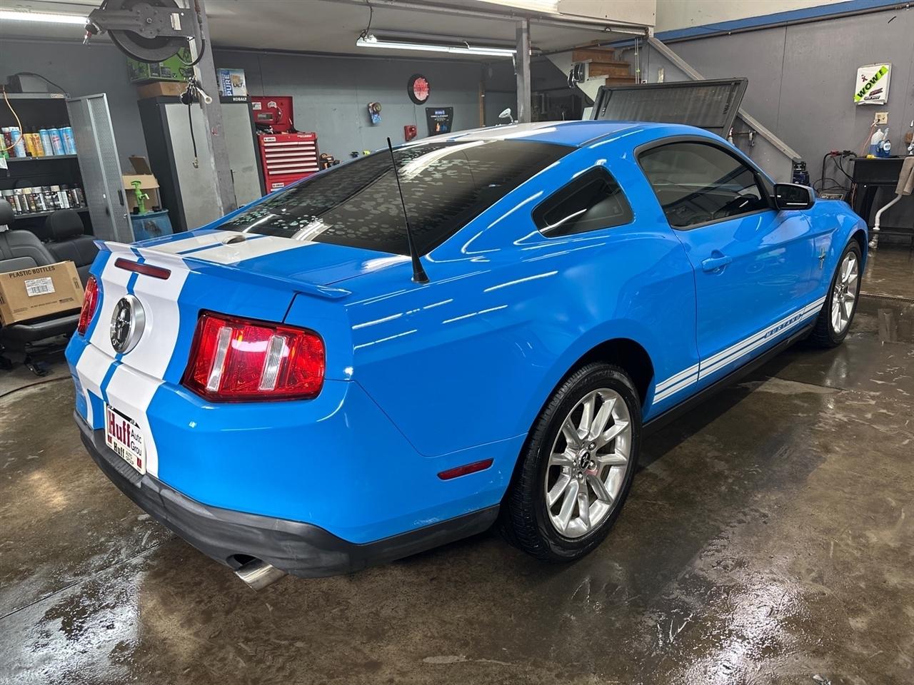 Ford Mustang 2dr Cpe V6 2010