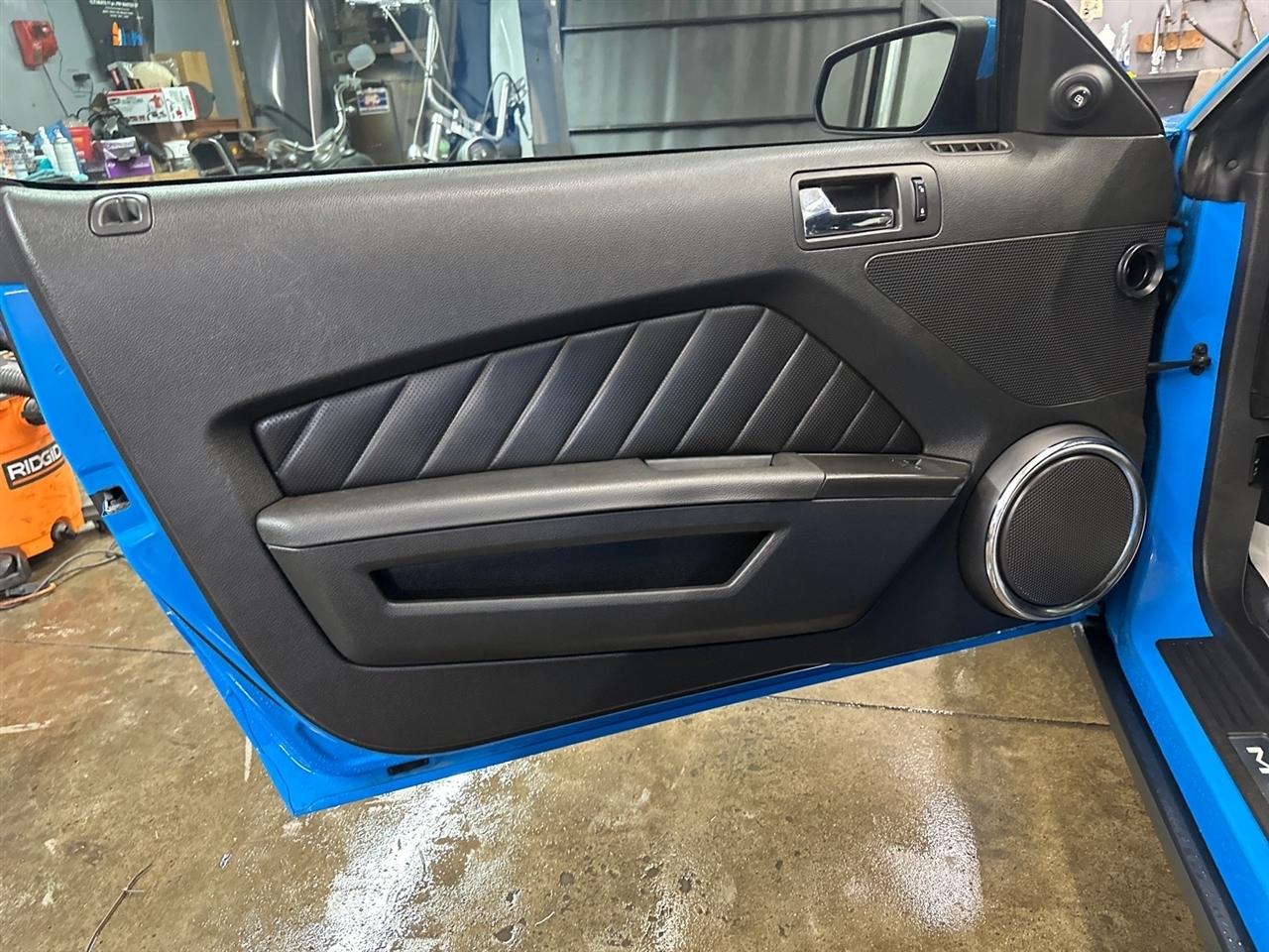 Ford Mustang 2dr Cpe V6 2010