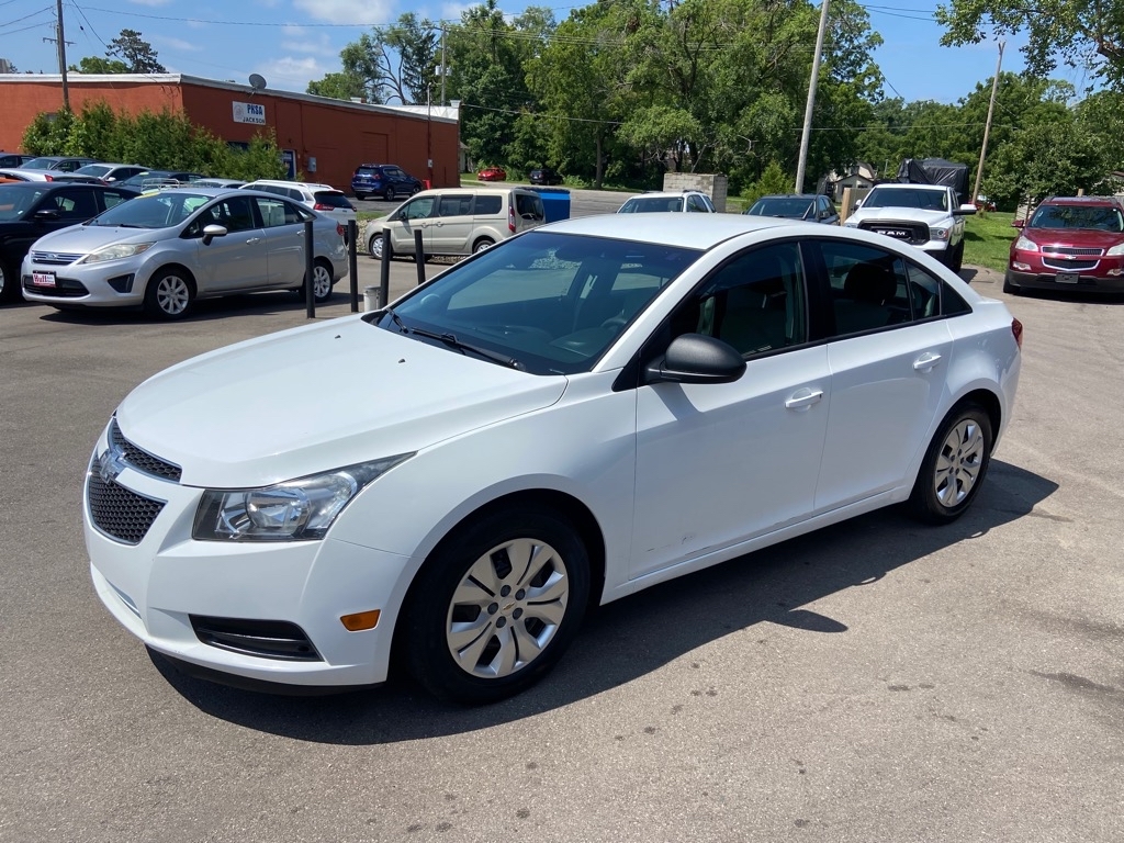 Chevrolet Cruze 4dr Sdn Auto LS 2014 Chevrolet Cruze 4dr Sdn Auto LS 2014