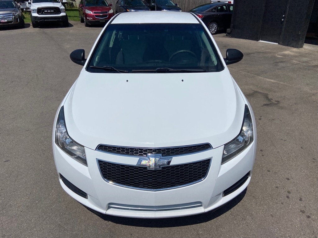 Chevrolet Cruze 4dr Sdn Auto LS 2014 Chevrolet Cruze 4dr Sdn Auto LS 2014
