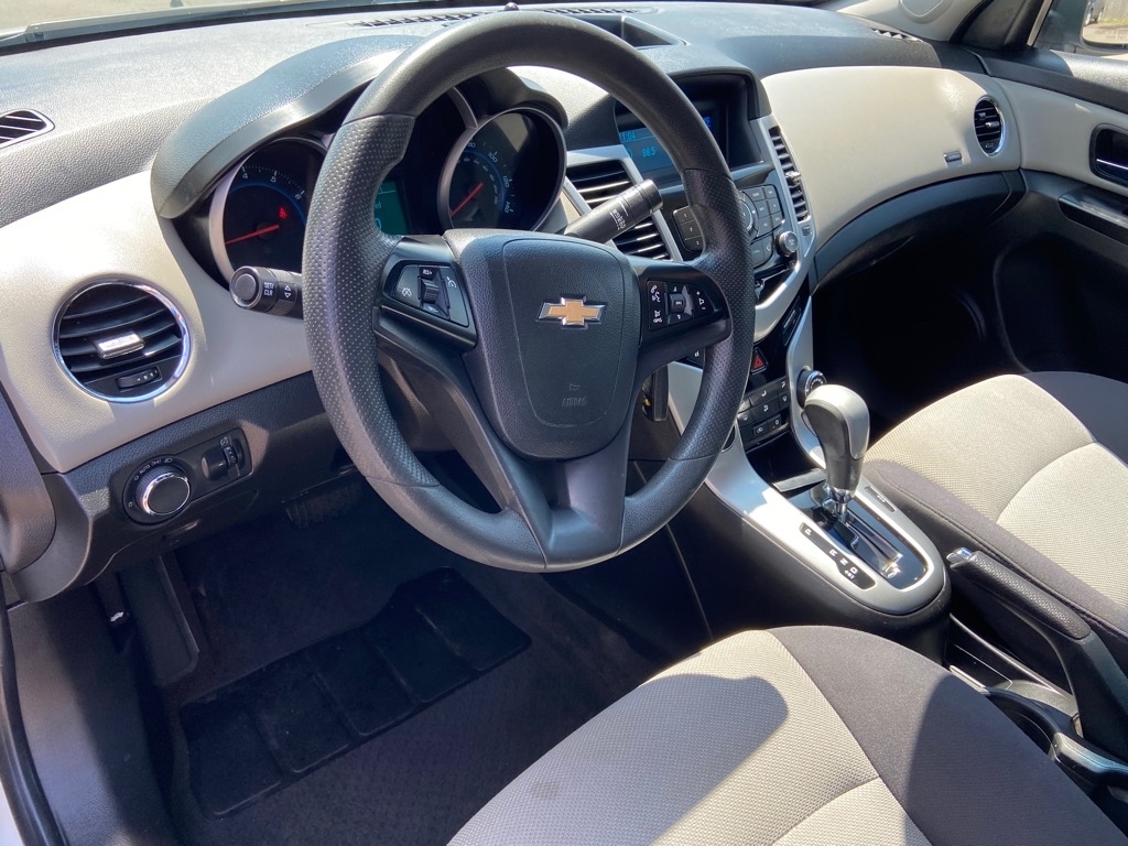 Chevrolet Cruze 4dr Sdn Auto LS 2014 Chevrolet Cruze 4dr Sdn Auto LS 2014