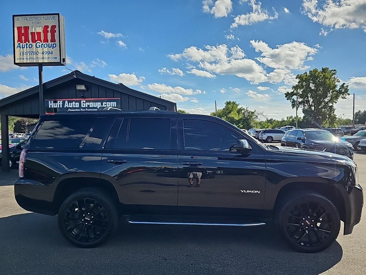 GMC Yukon 4WD 4dr SLT 2019