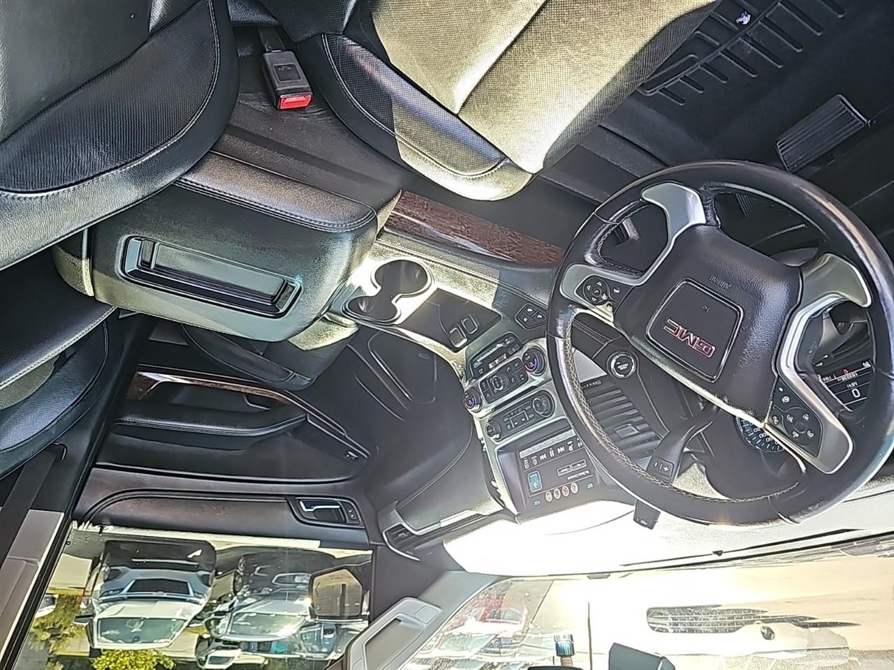 GMC Yukon 4WD 4dr SLT 2019