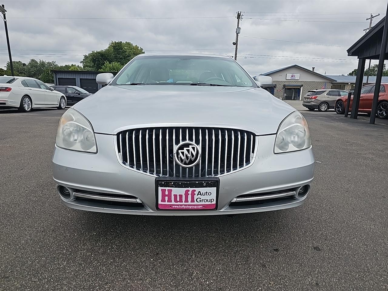 Buick Lucerne 4dr Sdn CXL 2011