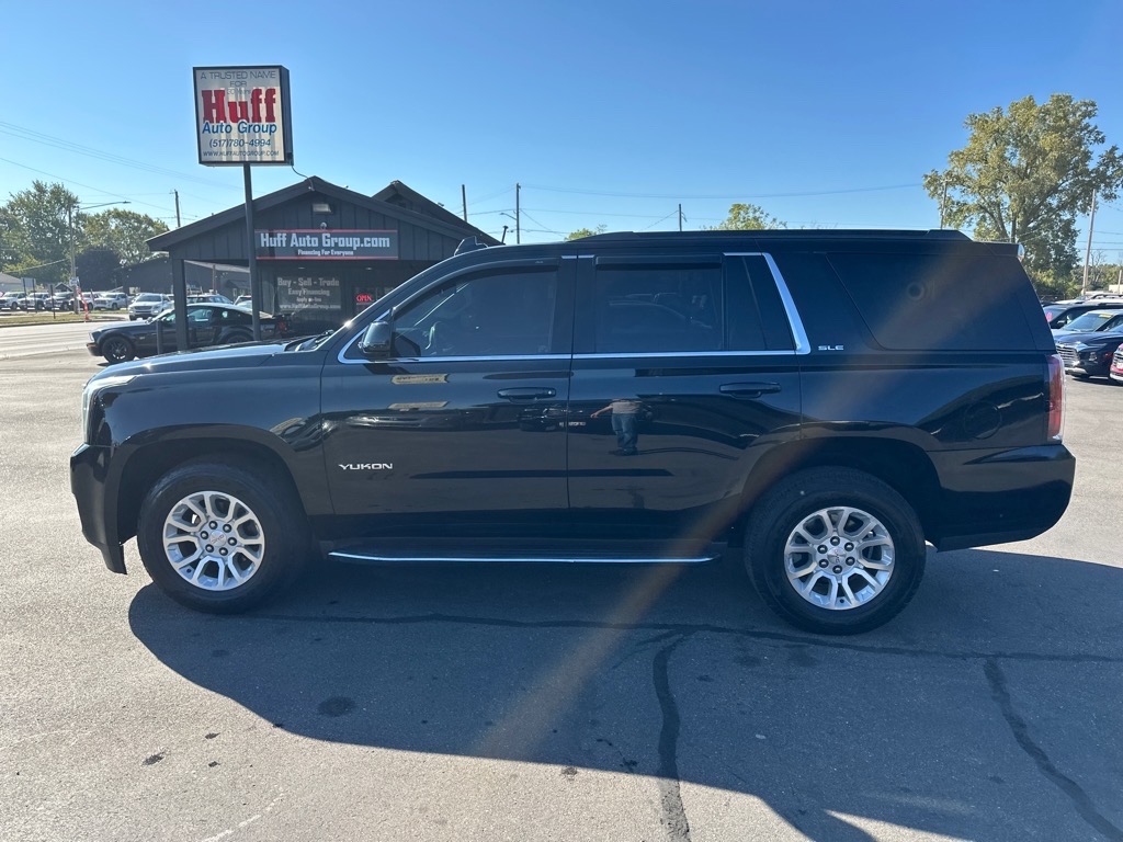 2016 Gmc Yukon SLE photo 6