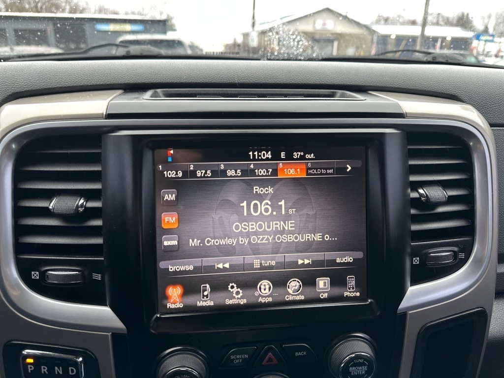 RAM 1500 4WD Crew Cab 140.5" Big Horn 2015