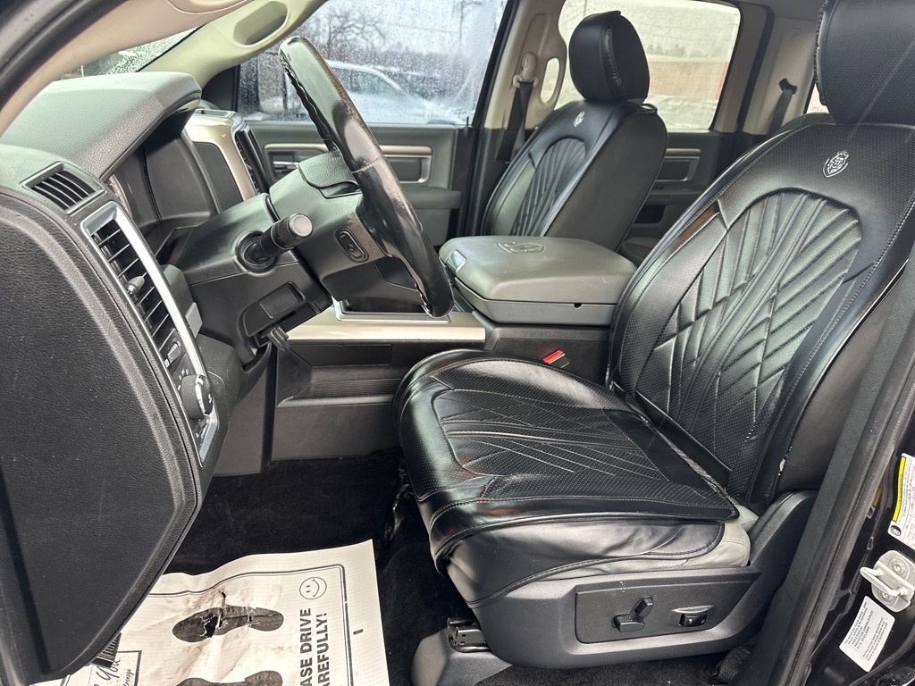 RAM 1500 4WD Crew Cab 140.5" Big Horn 2015