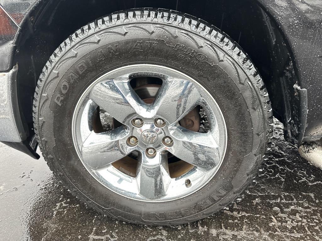 RAM 1500 4WD Crew Cab 140.5" Big Horn 2015