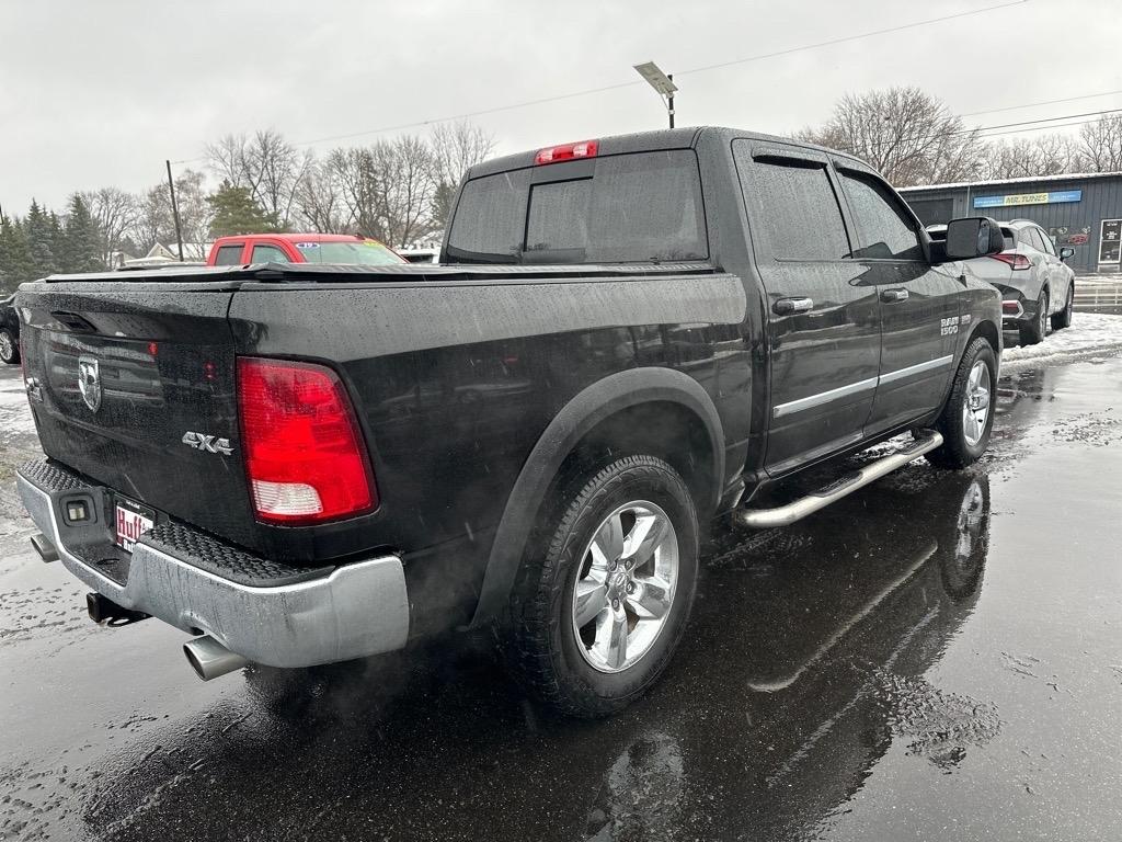 RAM 1500 4WD Crew Cab 140.5" Big Horn 2015