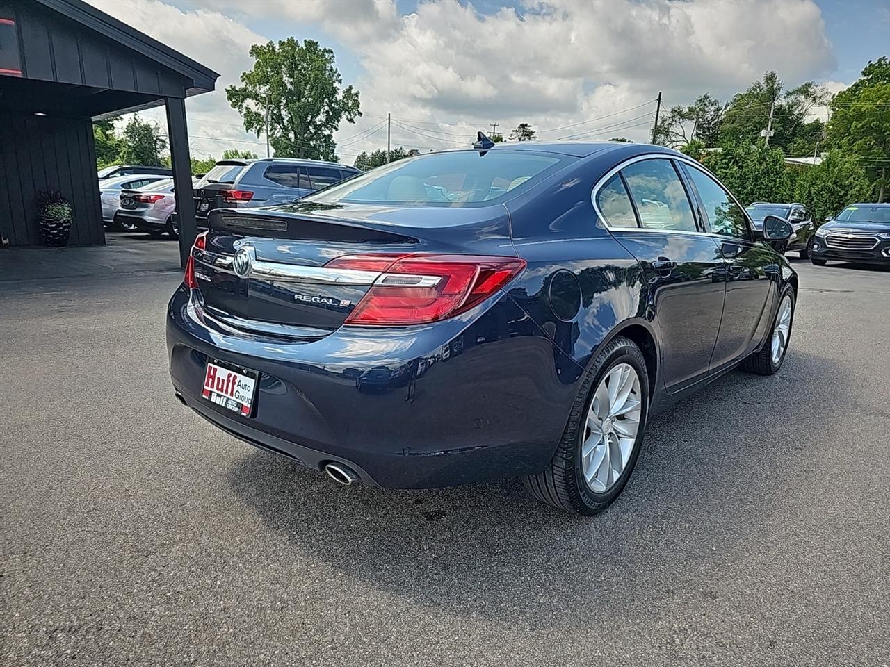 Buick Regal 4dr Sdn Turbo FWD 2014