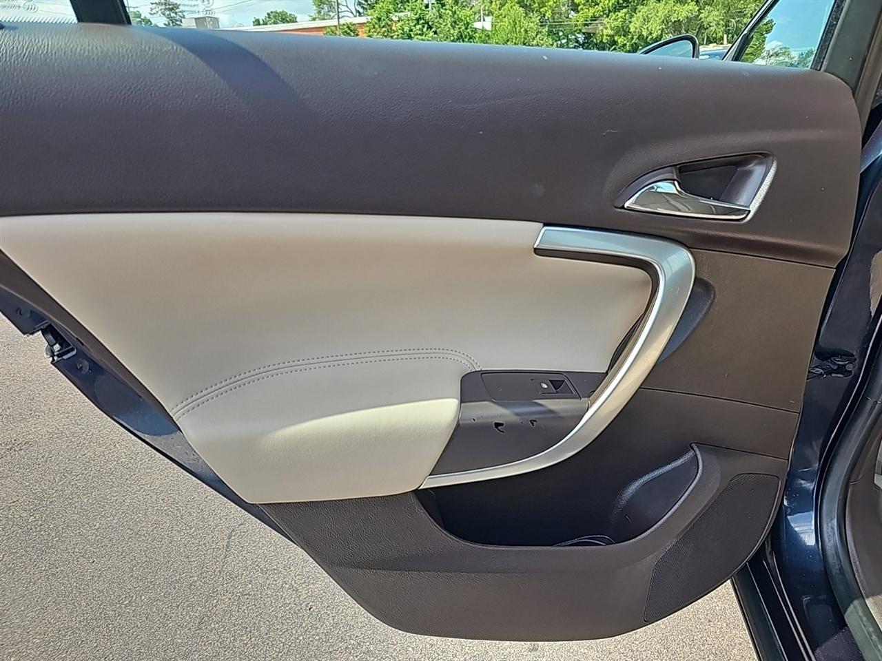 Buick Regal 4dr Sdn Turbo FWD 2014