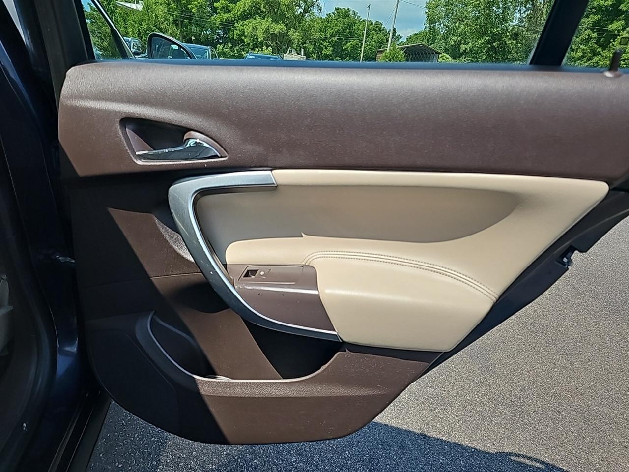 Buick Regal 4dr Sdn Turbo FWD 2014