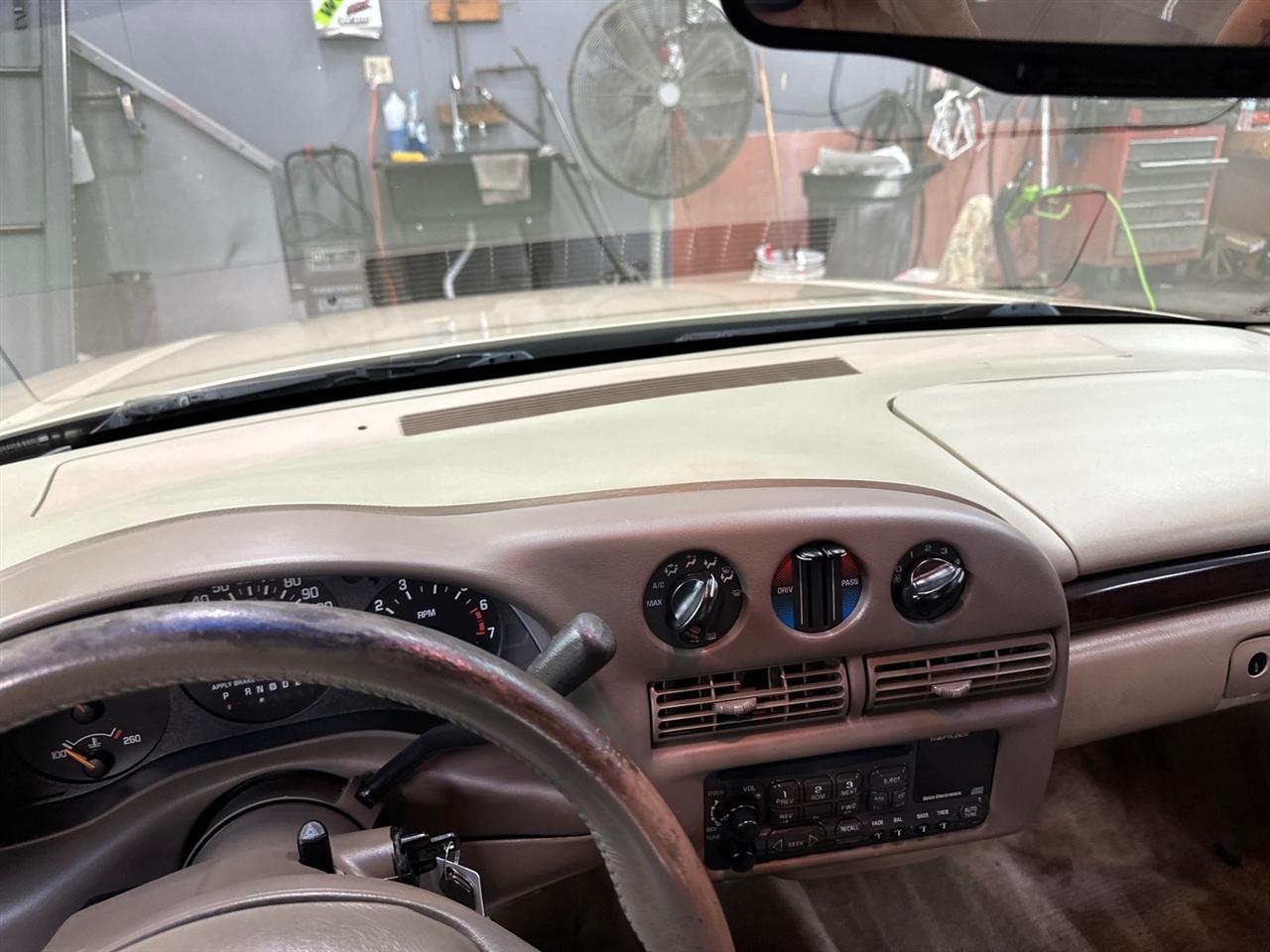 Chevrolet Lumina 4dr Sdn LS 1999