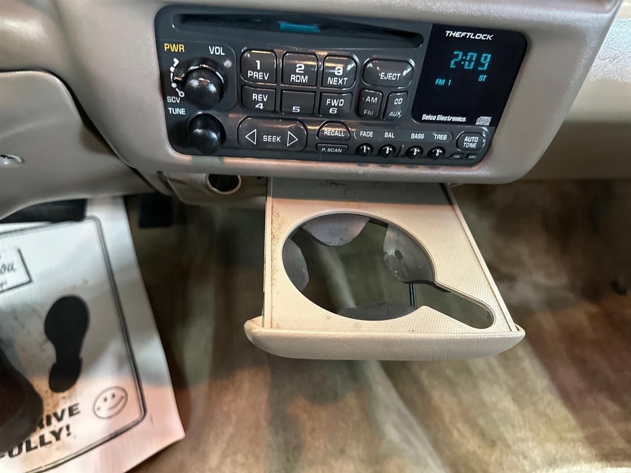 Chevrolet Lumina 4dr Sdn LS 1999