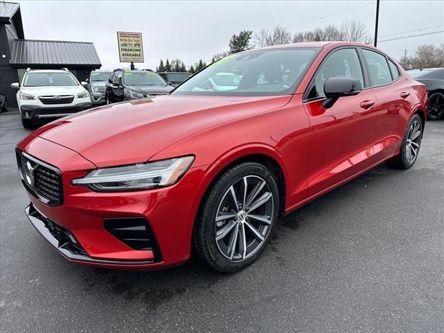 Volvo S60 B5 AWD Momentum 2022