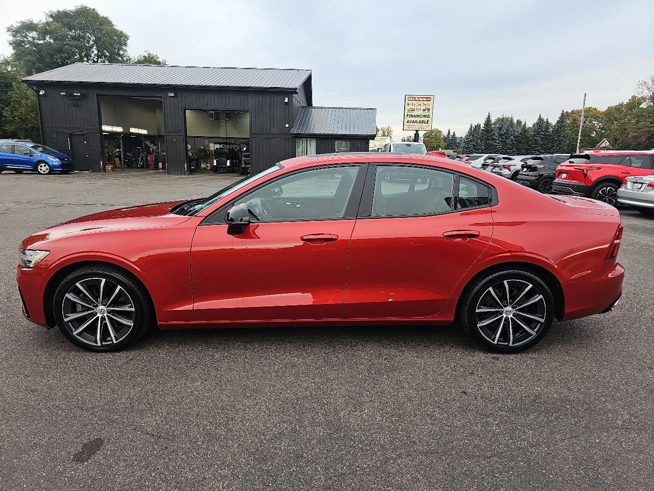 Volvo S60 B5 AWD Momentum 2022