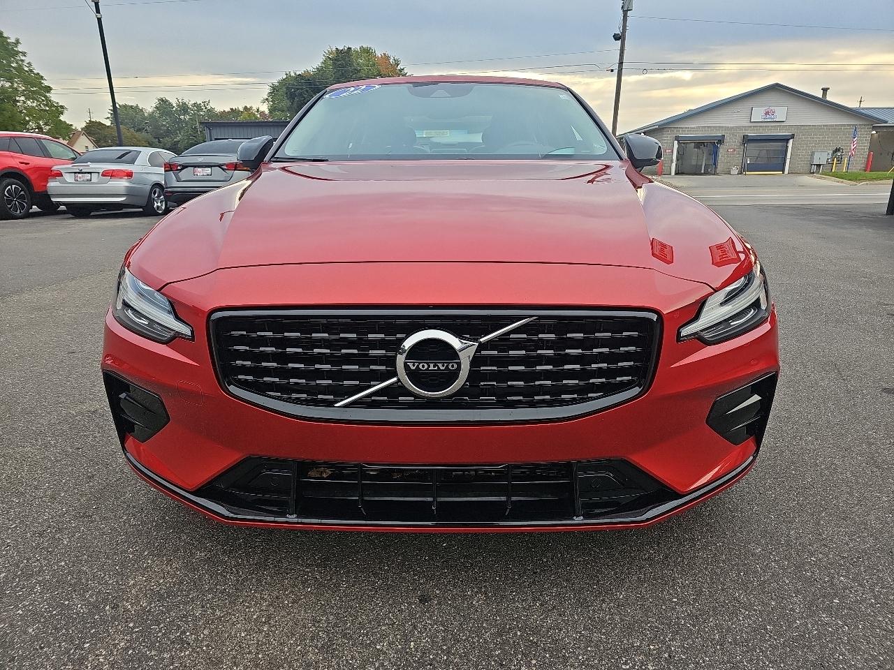 Volvo S60 B5 AWD Momentum 2022