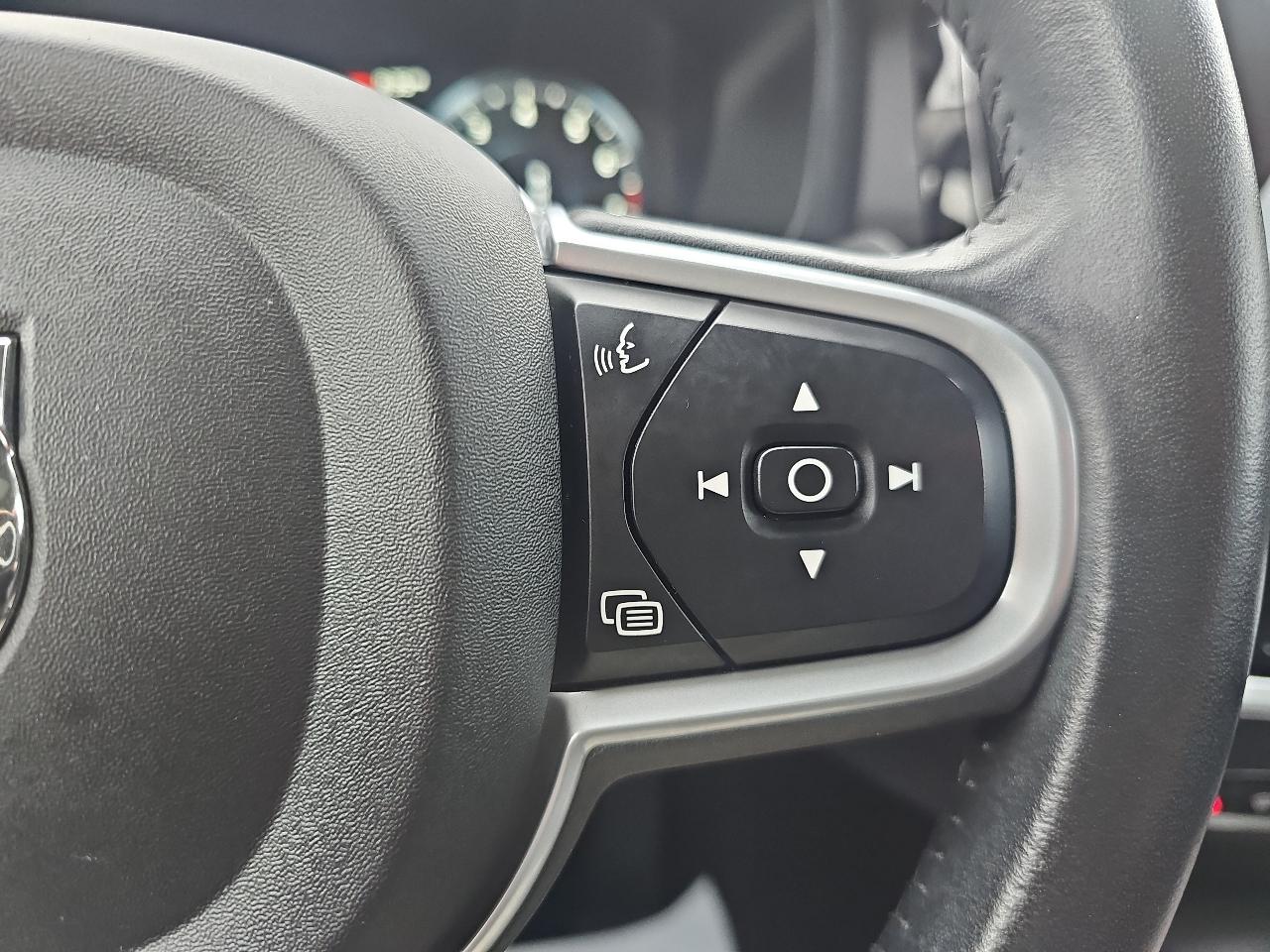 Volvo S60 B5 AWD Momentum 2022