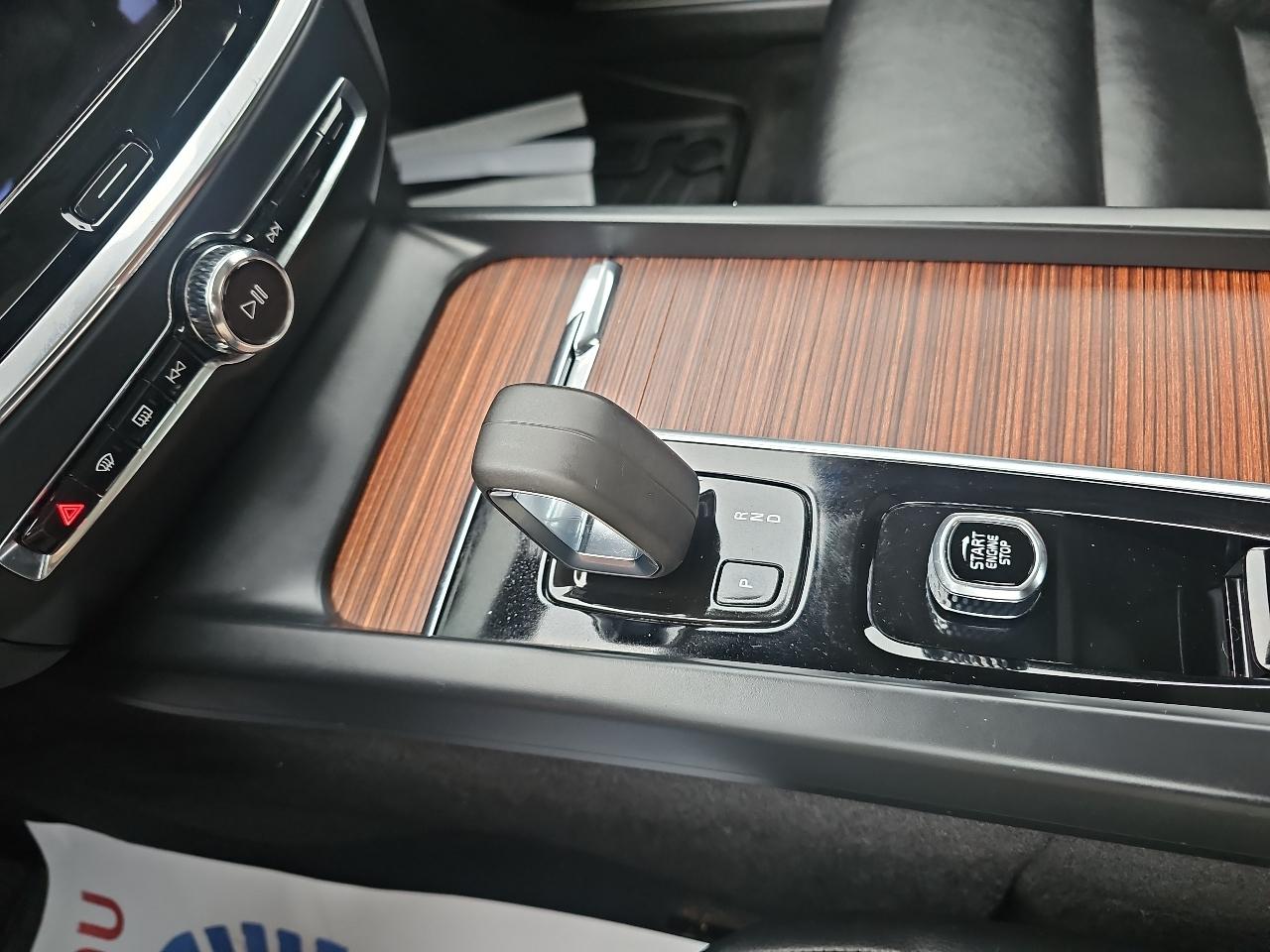 Volvo S60 B5 AWD Momentum 2022