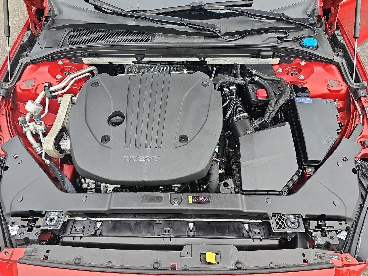 Volvo S60 B5 AWD Momentum 2022