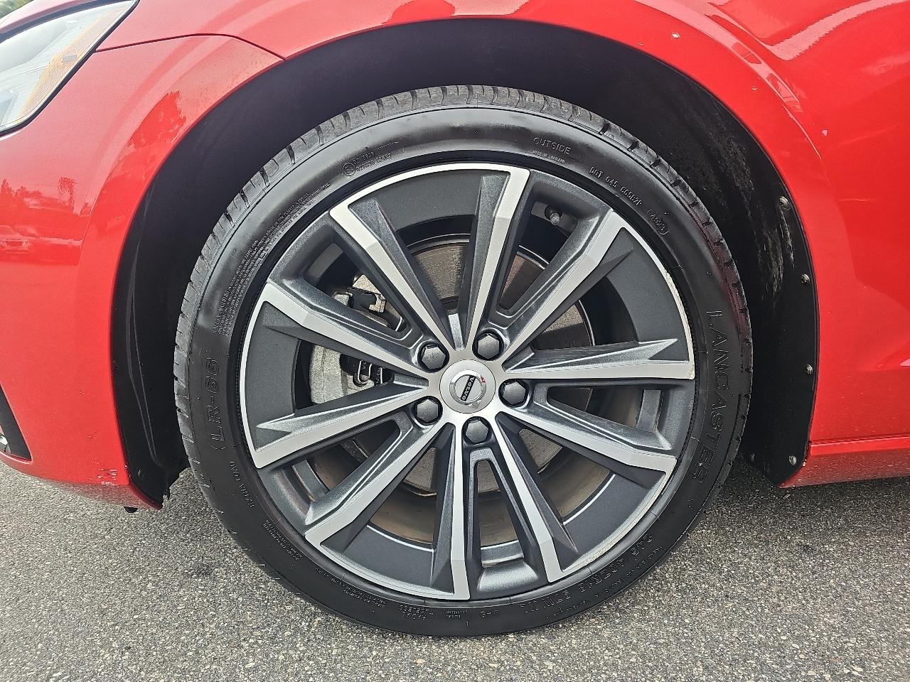 Volvo S60 B5 AWD Momentum 2022