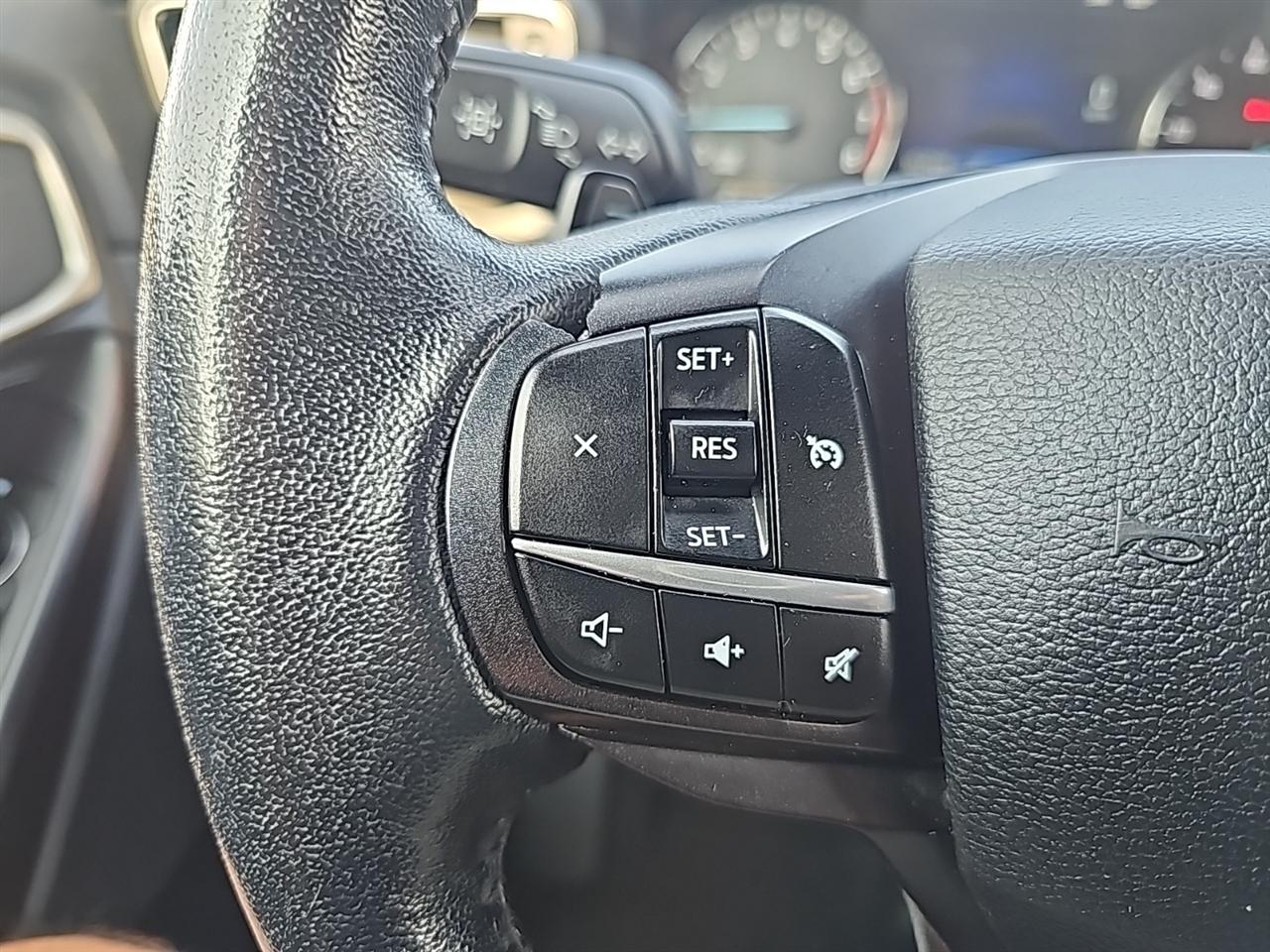 Ford Explorer XLT 4WD 2020