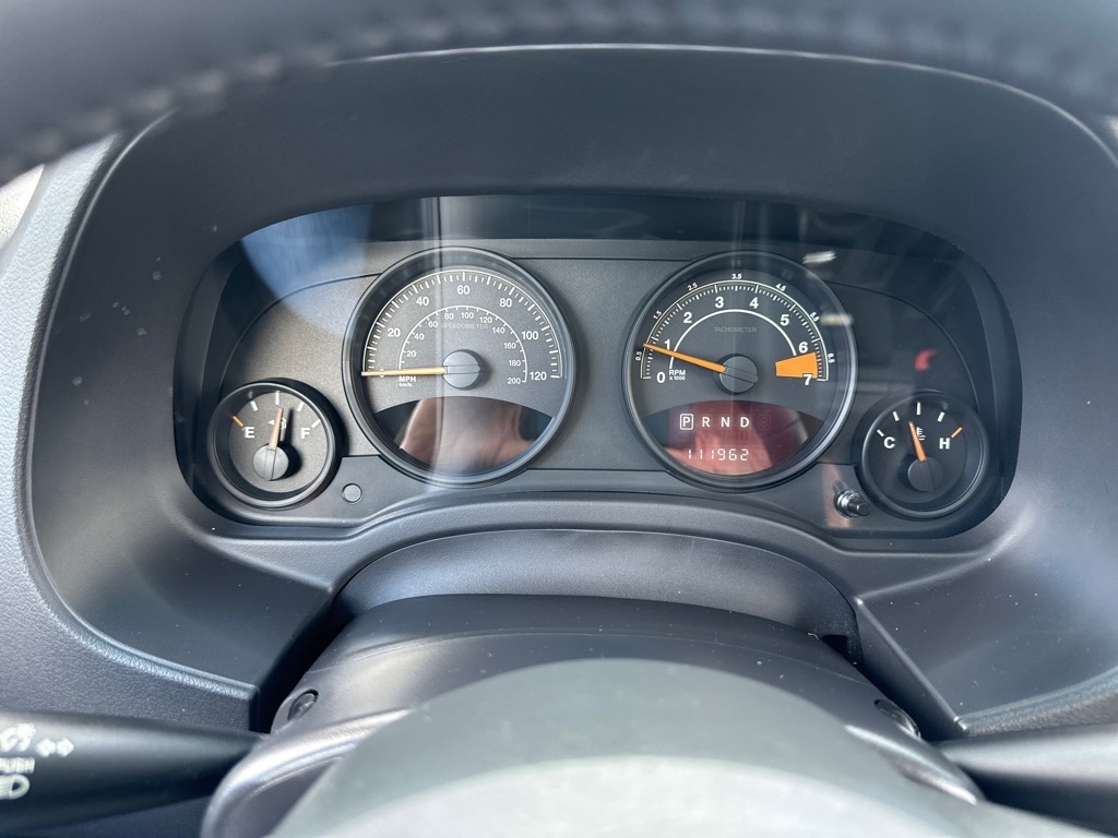 Jeep Patriot 4WD 4dr High Altitude Edition 2016 Jeep Patriot 4WD 4dr High Altitude Edition 2016